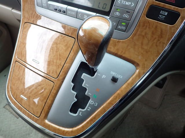 TOYOTA Alphard thumbnail 37
