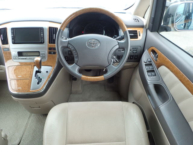 TOYOTA Alphard thumbnail 33