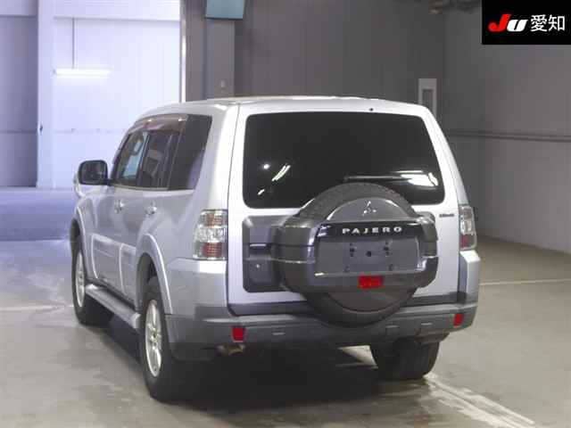 MITSUBISHI Pajero thumbnail 2