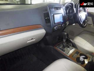 2007 MITSUBISHI Pajero