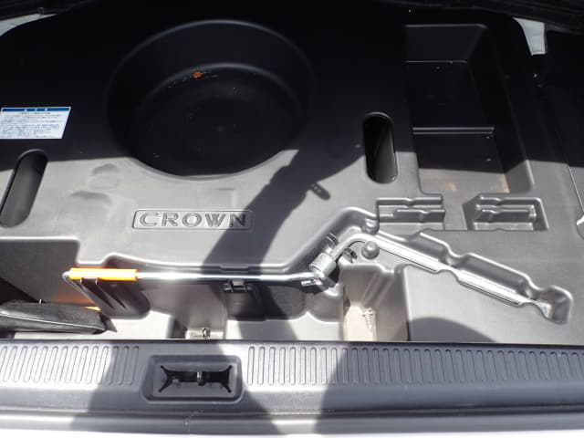 TOYOTA Crown thumbnail 31