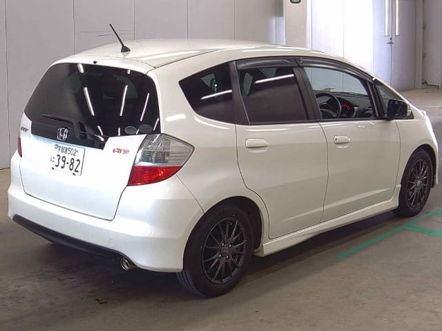 HONDA Fit thumbnail 2