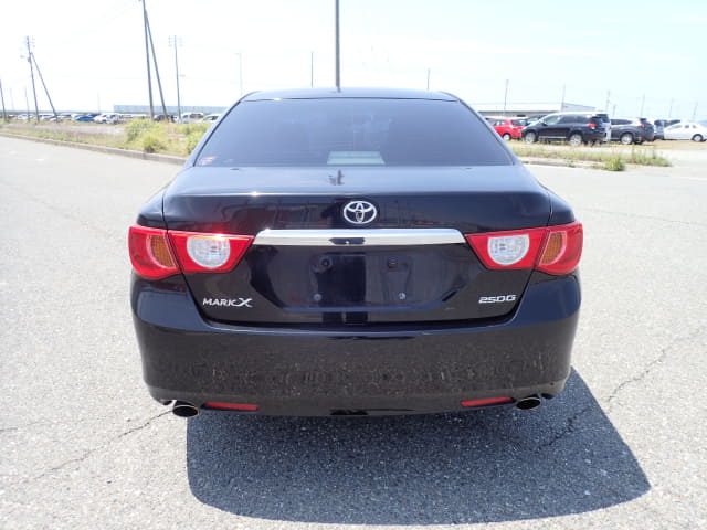 TOYOTA Mark X thumbnail 4