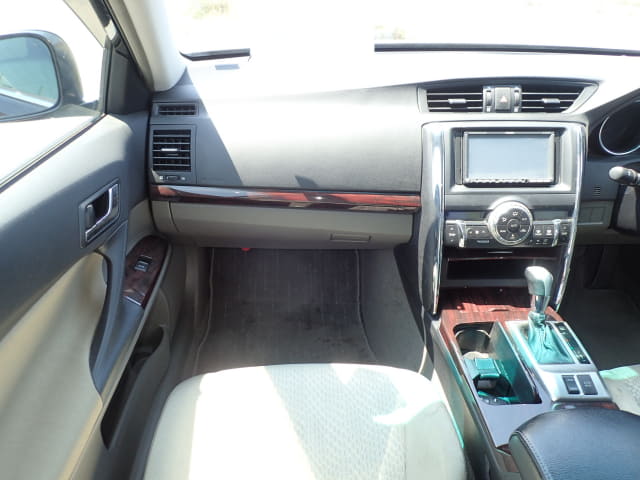 TOYOTA Mark X thumbnail 33