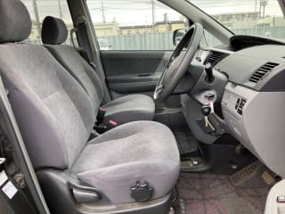 2005 TOYOTA Voxy
