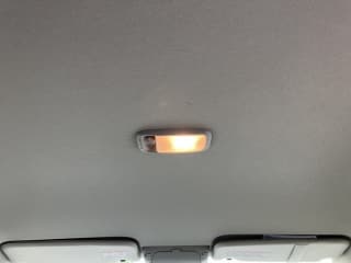 2005 TOYOTA Voxy