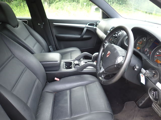 Porsche Cayenne thumbnail 25
