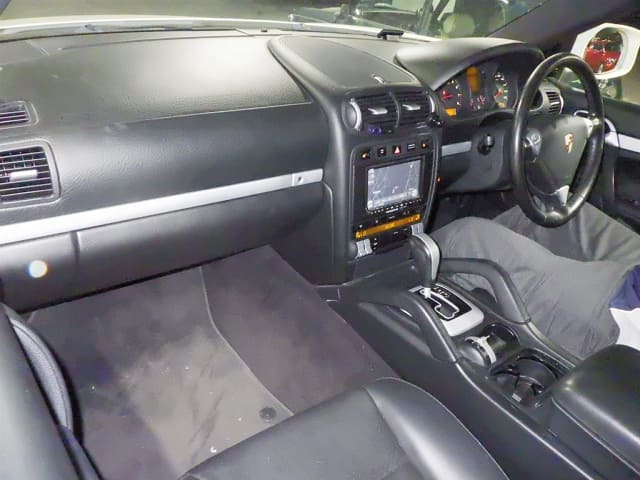 Porsche Cayenne thumbnail 50