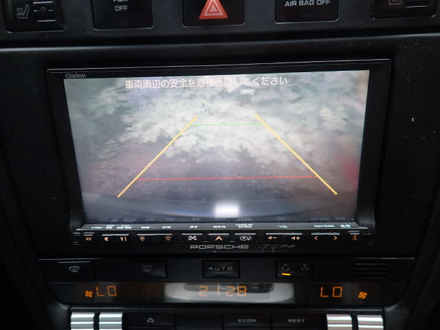 Porsche Cayenne thumbnail 39