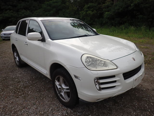 Porsche Cayenne thumbnail 7