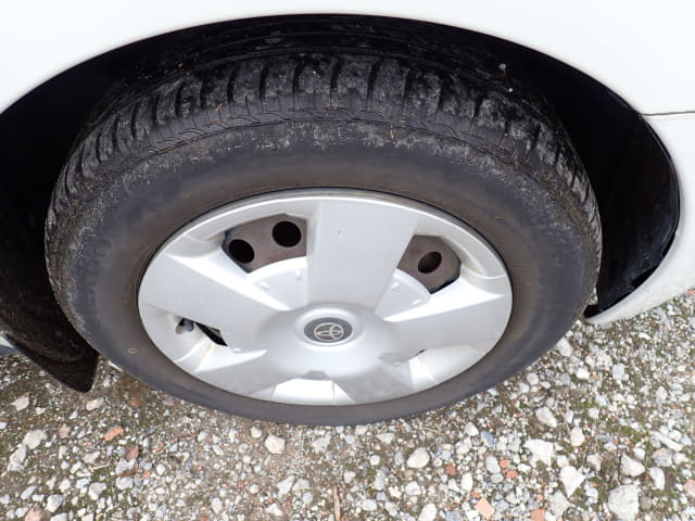 TOYOTA IST thumbnail 12