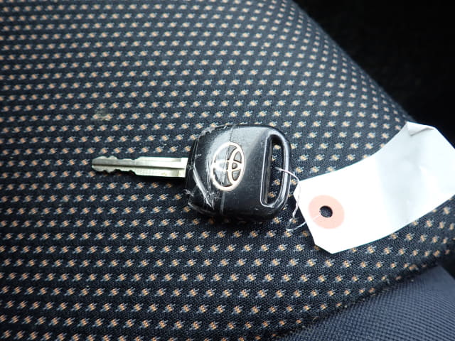 TOYOTA IST thumbnail 38