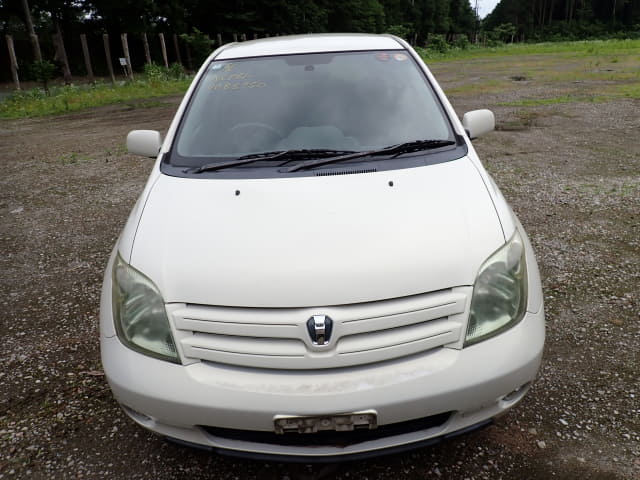 TOYOTA IST thumbnail 8