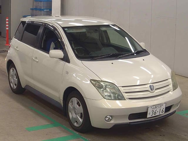TOYOTA IST thumbnail 48