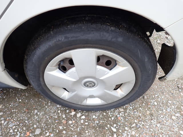 TOYOTA IST thumbnail 10