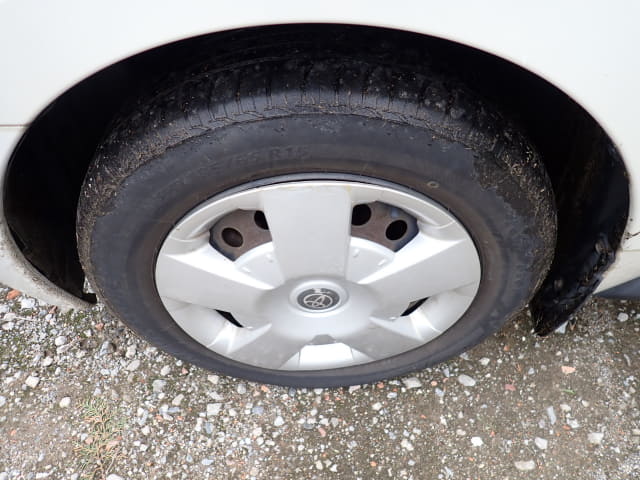 TOYOTA IST thumbnail 9