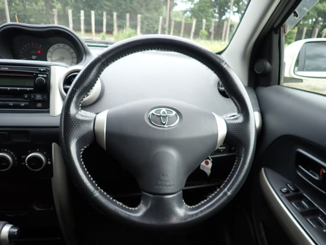 TOYOTA IST thumbnail 32