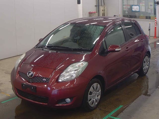TOYOTA Vitz