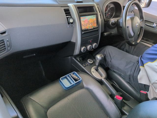 NISSAN X-Trail thumbnail 4