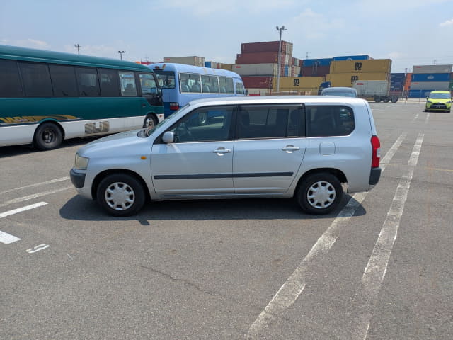 TOYOTA Probox Wagon thumbnail 2