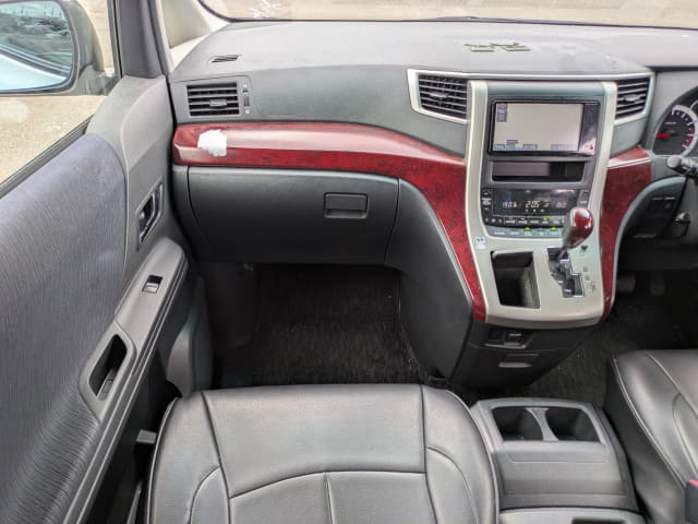 TOYOTA Vellfire thumbnail 34