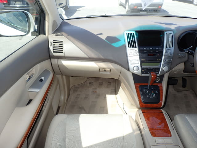 TOYOTA Harrier thumbnail 32