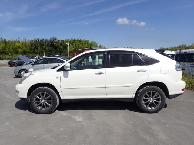 TOYOTA Harrier thumbnail 2