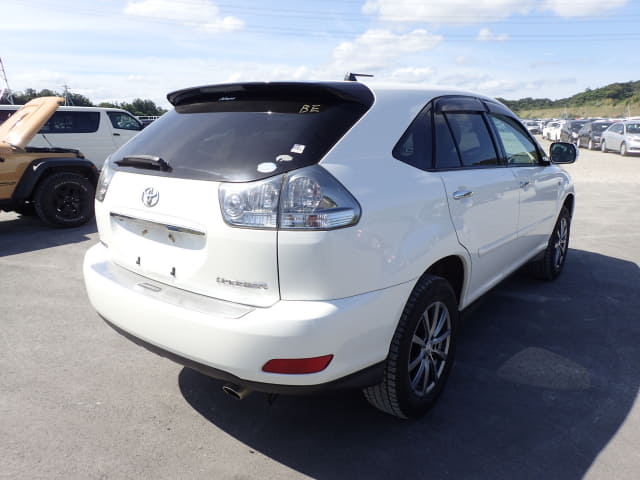 TOYOTA Harrier thumbnail 5