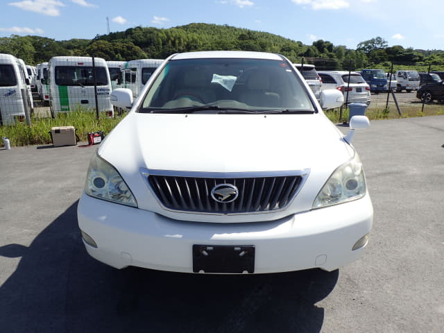 TOYOTA Harrier thumbnail 8