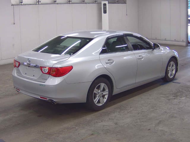 TOYOTA Mark X thumbnail 2