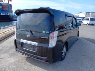 2010 HONDA Step WGN