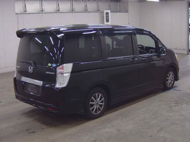 HONDA Step WGN thumbnail 2