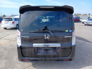 2010 HONDA Step WGN