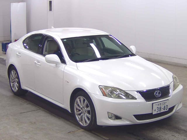 LEXUS IS thumbnail 6