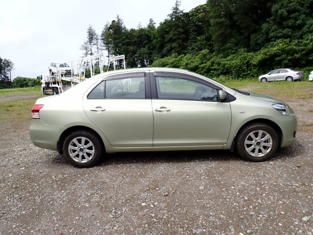 TOYOTA Belta thumbnail 6