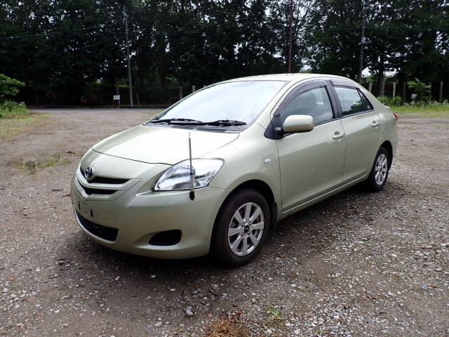 TOYOTA Belta
