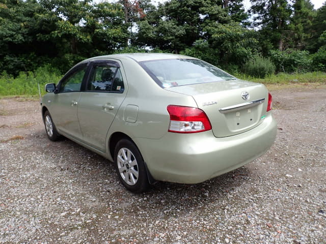 TOYOTA Belta thumbnail 3