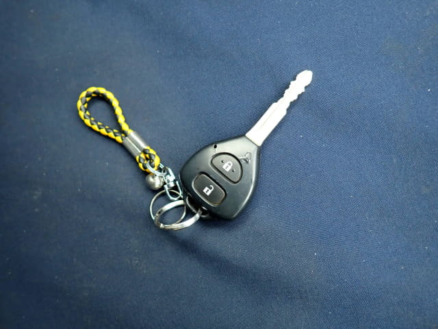 TOYOTA Belta thumbnail 36