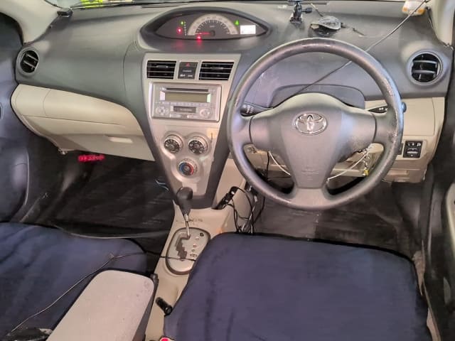 TOYOTA Belta thumbnail 45