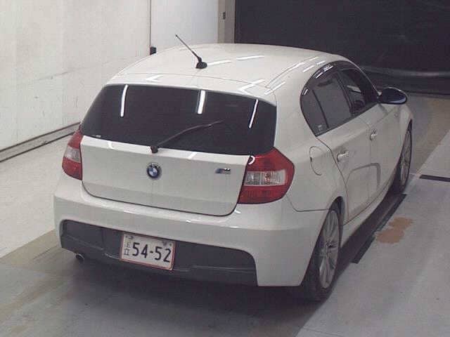 BMW 1 Series thumbnail 2