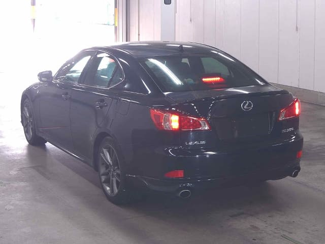 LEXUS IS thumbnail 5