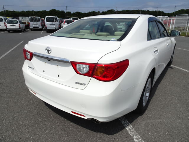TOYOTA Mark X thumbnail 5