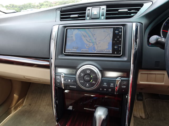 TOYOTA Mark X thumbnail 35