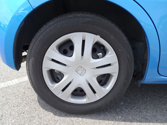 HONDA Fit thumbnail 11