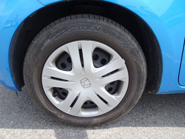 HONDA Fit thumbnail 9