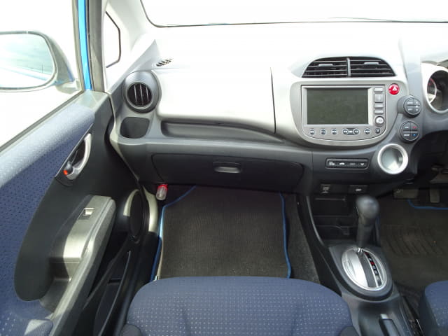 HONDA Fit thumbnail 33
