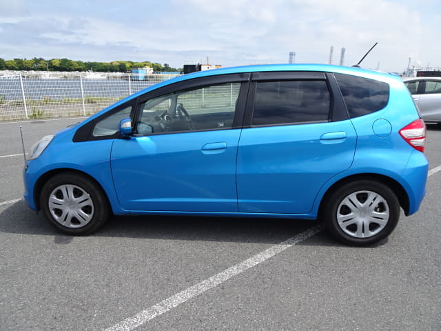HONDA Fit thumbnail 2