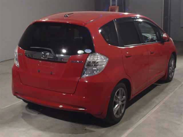 HONDA Fit Hybrid thumbnail 2