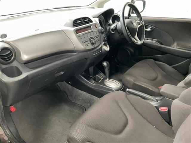 HONDA Fit thumbnail 3