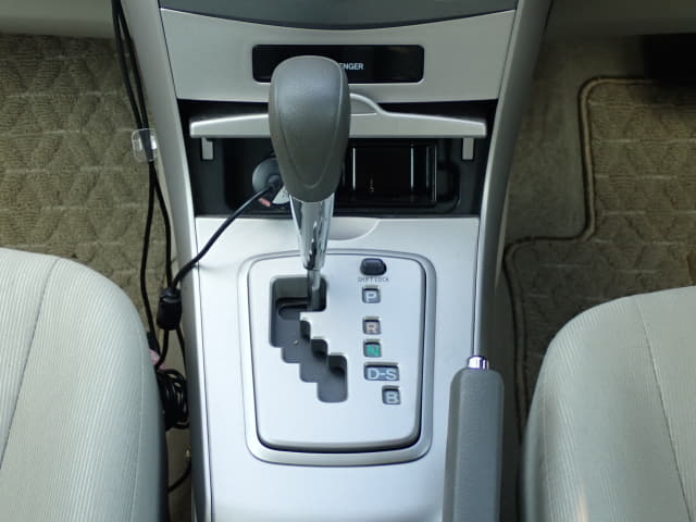 TOYOTA Corolla Axio thumbnail 35